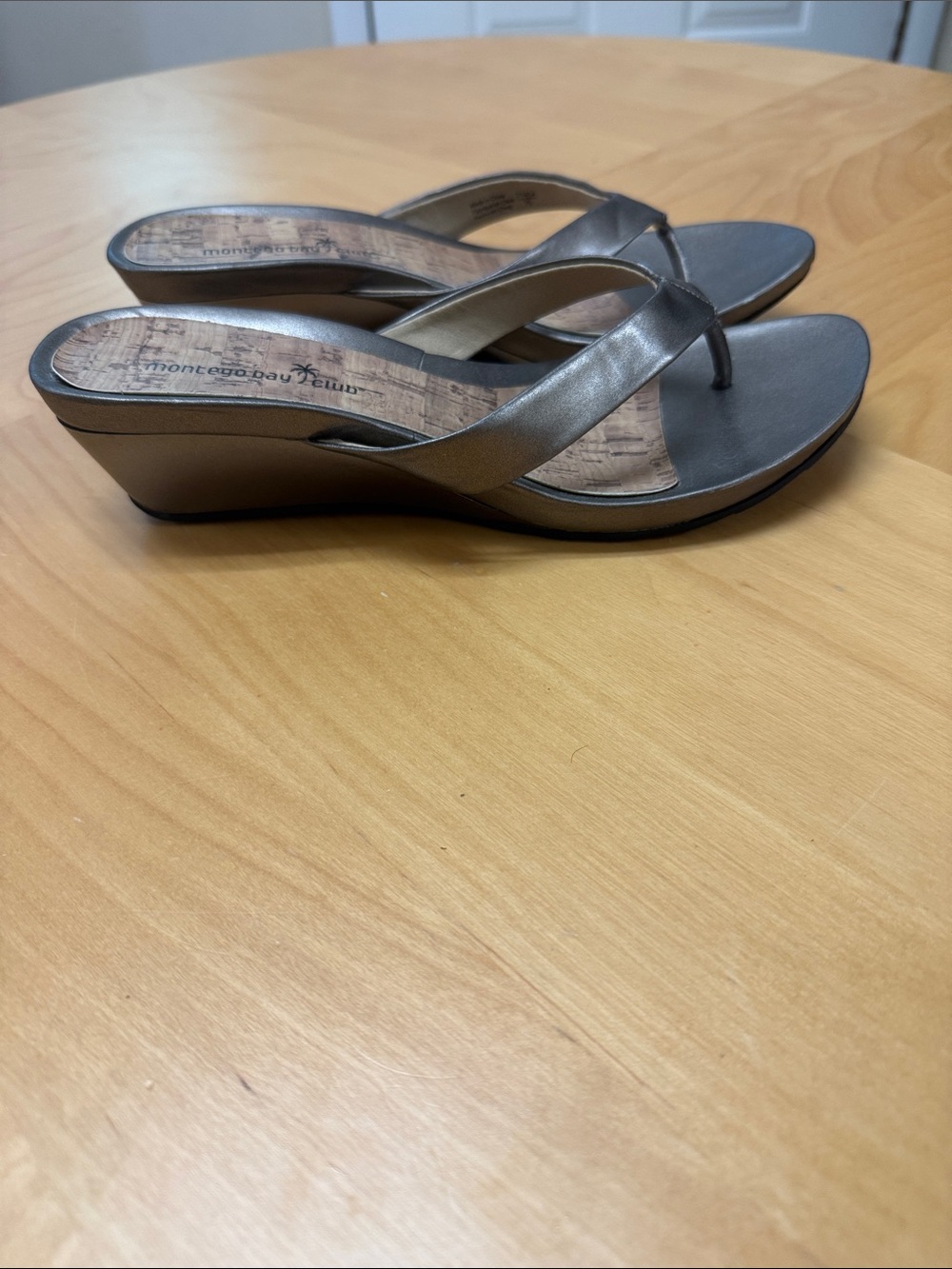 Montego Bay Club Metallic Silver Wedge Thong Sandals